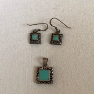 926 jewelry set (earrings and necklace pendant)